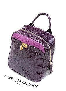 双肩包小号明星同款,明星同款必备！小号双肩包时尚指南