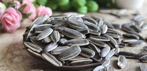 梦见吃瓜吃到瓜子,瓜果飘香，瓜子满口