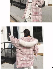 网红菱形格子棉服宽松吗,宽松舒适，时尚保暖两不误