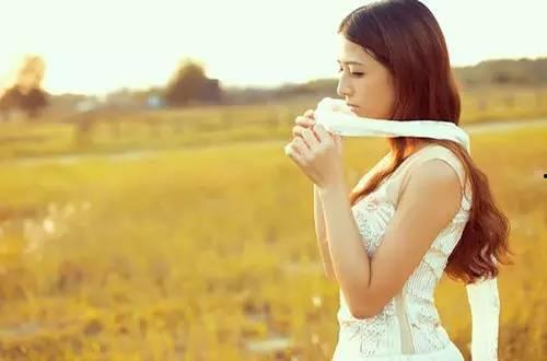 情人吃瓜视频在线观看,在线观看甜蜜瞬间