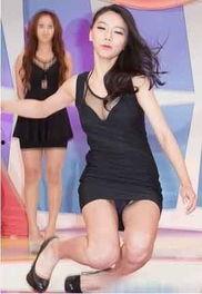 明星以外摔跤走光,非明星摔跤走光的尴尬瞬间