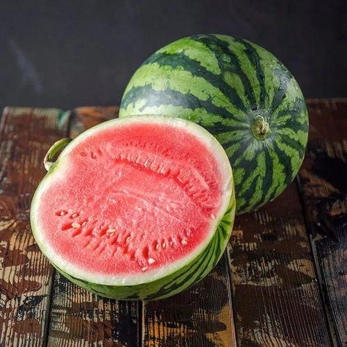 潇潇吃大瓜,揭秘娱乐圈幕后故事